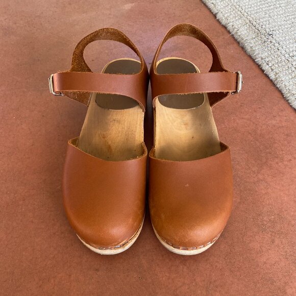 MIA Sofia Clogs - Saddle Brown - wood / leather / buckle - Swedish - Picture 4 of 12